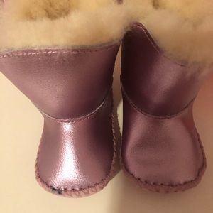 Ugg infant shoes